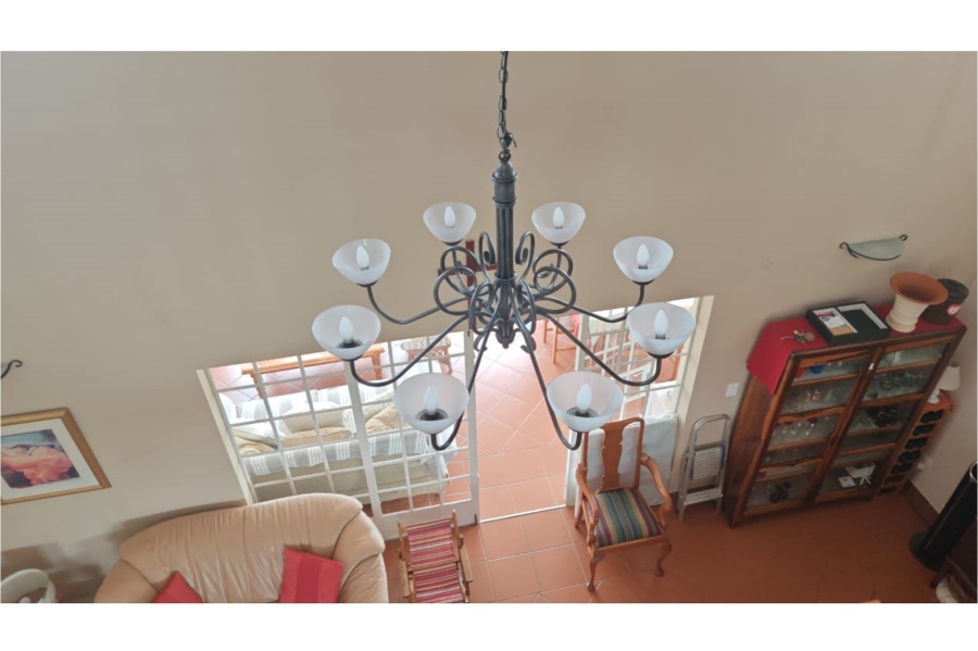 6 Bedroom Property for Sale in Vaaldam SH Free State